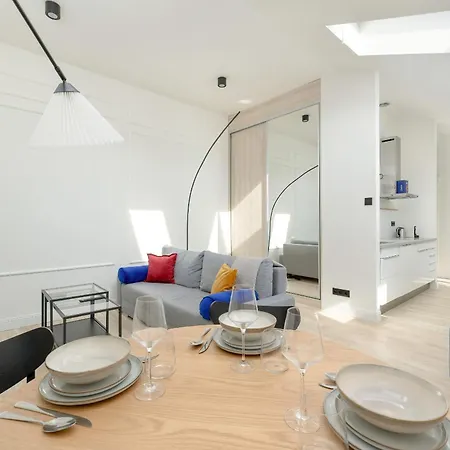 Minimalist Bright Apartment Kopernika Near Old Town In Poznan By Noclegi Renters Exterior photo