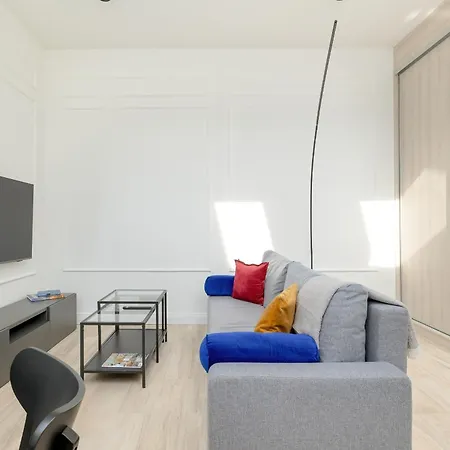 Minimalist Bright Apartment Kopernika Near Old Town In Poznan By Noclegi Renters Exterior photo