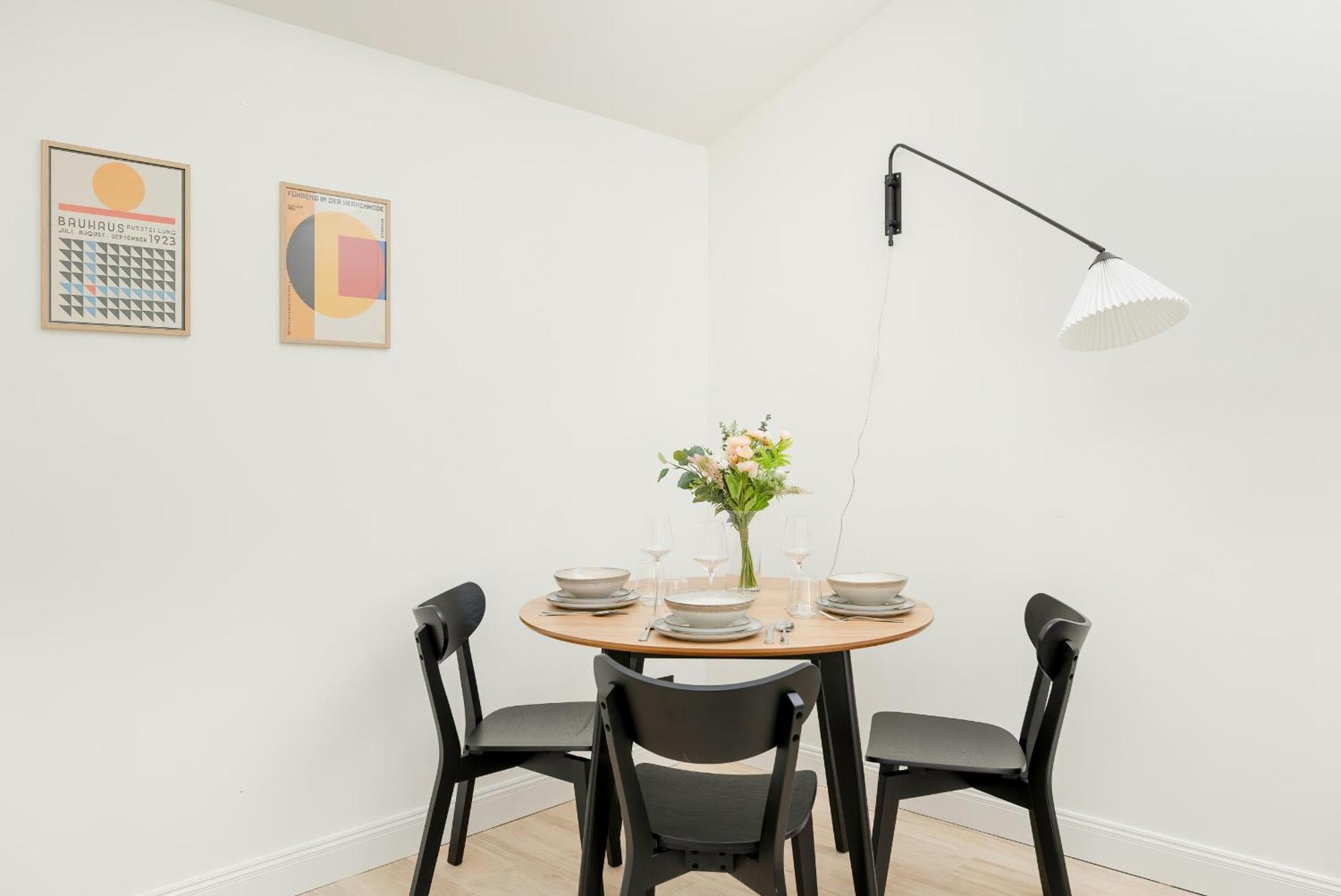 Minimalist Bright Kopernika Near Old Town In By Renters